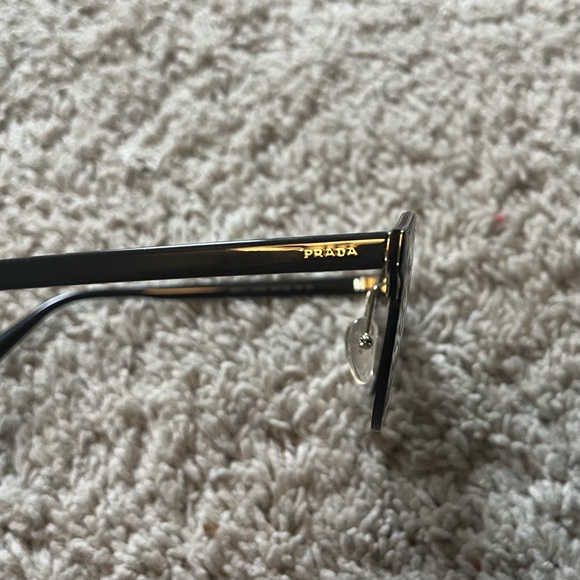 Prada Sunglasses - Picture 5 of 8